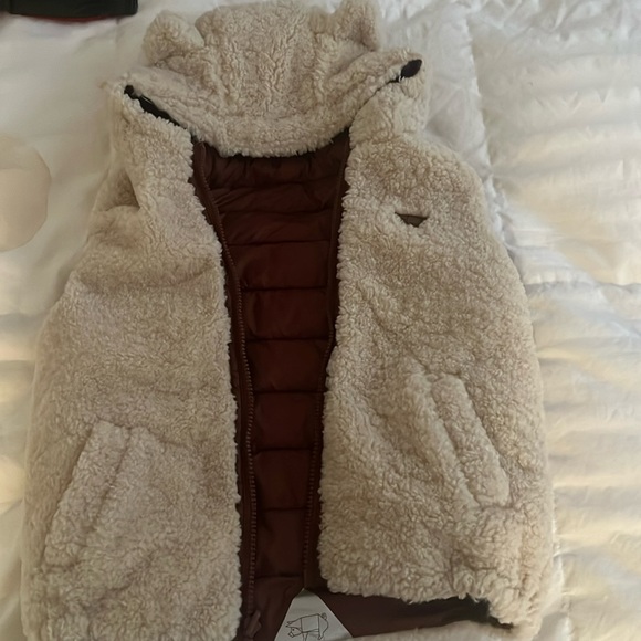 TÖASTIE Reversible poffer Vest - Picture 1 of 2